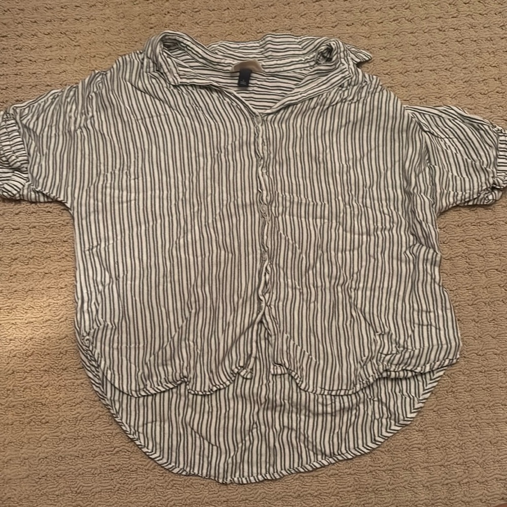 universal thread shirt